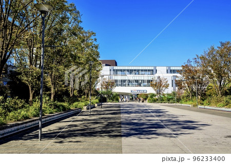 愛知県東海市　名古屋鉄道太田川駅前 96233400