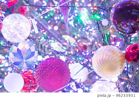 ジャンボクリスマスツリーのクリスマスオーナメント ジャンボクリスマスツリーのクリスマスオーナメント 96233931
