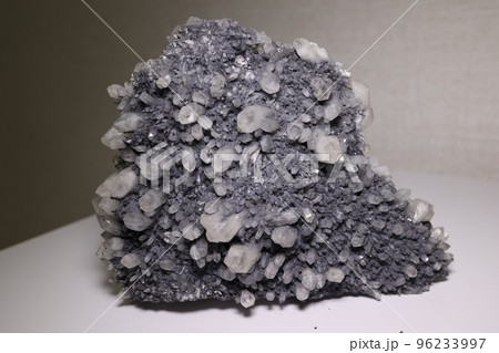 Quartz crystal Russia . Rock crystal druse. Crystal smoky quartz rauchtopaz Quartz crystal Russia . Rock crystal druse. Crystal smoky quartz rauchtopaz 96233997