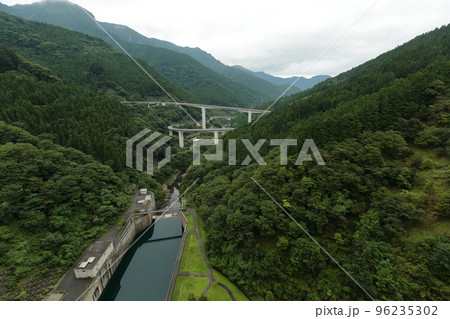 滝沢ダムからの眺め 滝沢ダムからの眺め 96235302
