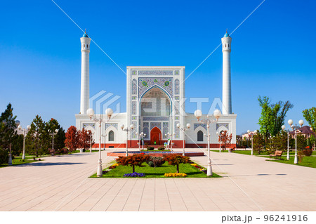 Minor Masjidi mosque in Tashkent, Uzbekistan Minor Masjidi mosque in Tashkent, Uzbekistan 96241916