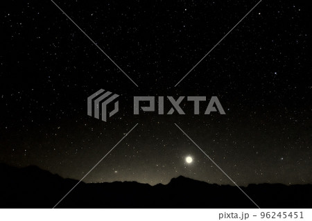 北杜市武川町、南アルプスの上、星降る夜、甲斐駒の上の木星 96245451