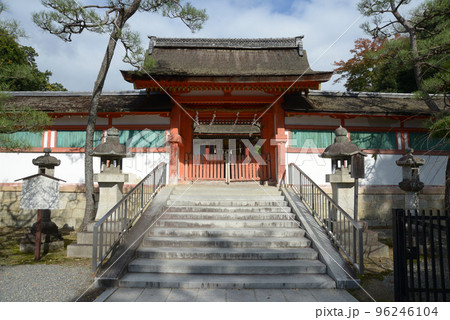吉田神社 斎場所大元宮の門 京都市左京区 吉田神社 斎場所大元宮の門 京都市左京区 96246104