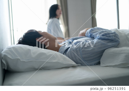 起きない夫 起きない夫 96251391