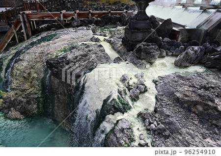 草津温泉　湯畑 96254910