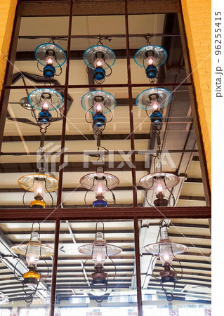 小樽駅のランプ【北海道小樽市】 小樽駅のランプ【北海道小樽市】 96255415