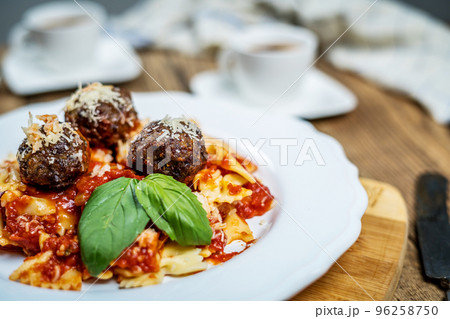 Italian meat balls Italian meat balls 96258750