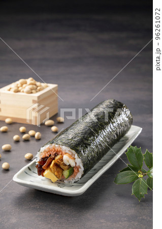 恵方巻 恵方巻 96261072