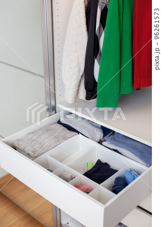 Vertical clothing storage ideas.  96261573