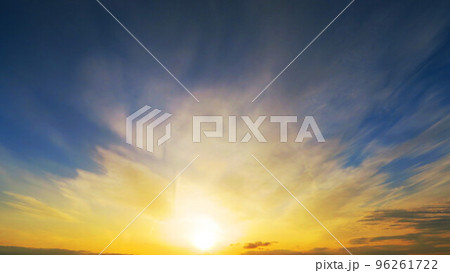 夕焼け空の様々な風景 96261722