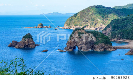 ぞうさん岩 天草諸島の妙見浦海岸(熊本県天草市) ぞうさん岩 天草諸島の妙見浦海岸(熊本県天草市) 96263928