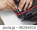 master opens laptop for repair 96264010