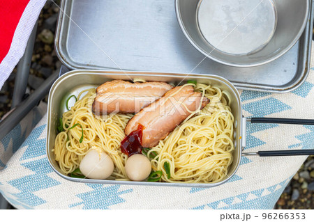 メスティンで作ったまぜそば 96266353