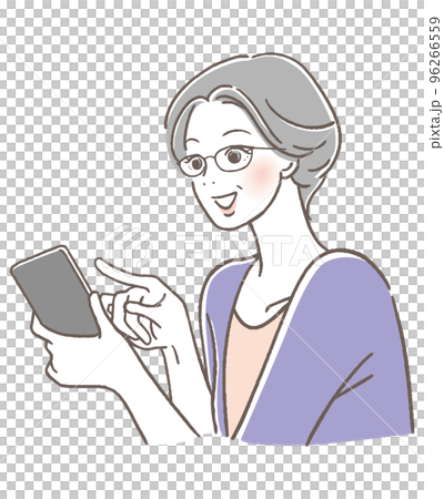 メガネをかけてスマホを使う笑顔のシニア女性 96266559