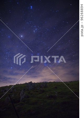四国カルストの冬の星座 96268894