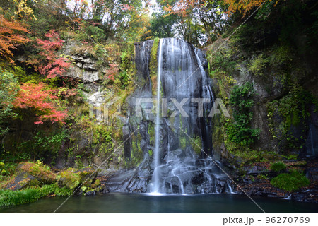 遊水峡の紅葉 96270769