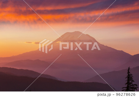 Mt Rainier Mt Rainier 96278626