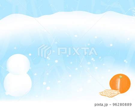 みかんと雪だるまのある風景イラスト 96280889