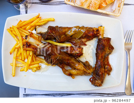 Baked in oven lamb shanks 96284497