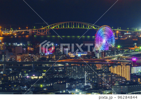 大阪海遊館と天保山大観覧車・夢舞大橋（あべのハルカス展望台にて） 96284844