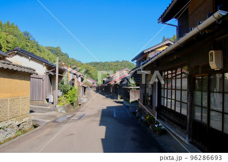 レトロな町並み・石見銀山（島根県・太田市） 96286693