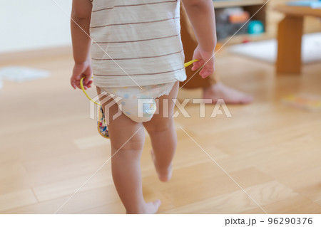 2 years old 2 years old 96290376