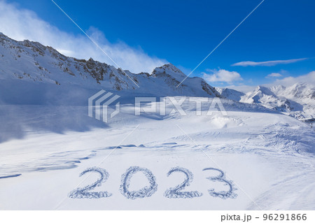 2023 on snow at mountains 2023 on snow at mountains 96291866