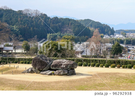 奈良県 明日香村 冬 石舞台古墳 奈良県 明日香村 冬 石舞台古墳 96292938