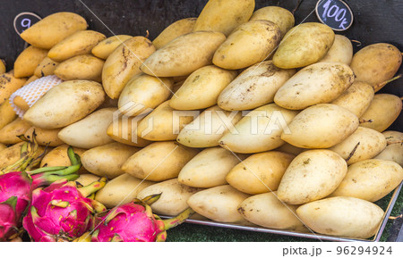 Yellow Mango on market - exotic thai fruits Yellow Mango on market - exotic thai fruits 96294924