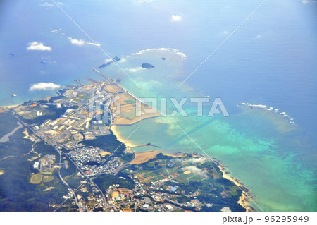 辺野古/キャン・プシュワブ周辺/上空より(沖縄県名護市)【2022.11】 辺野古/キャン・プシュワブ周辺/上空より(沖縄県名護市)【2022.11】 96295949
