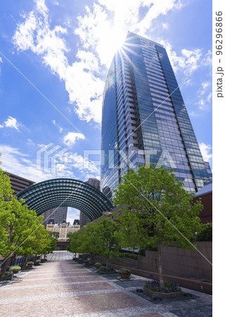 【縦位置】恵比寿ガーデンプレイス 【縦位置】恵比寿ガーデンプレイス 96296866