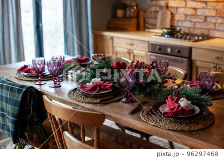 New Year's table setting. Waiting for Christmas. 96297468