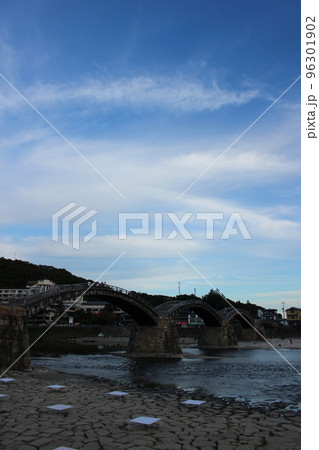 錦帯橋観光！山口県岩国市横山　日本の四季　Kintaikyo Bridge 96301902