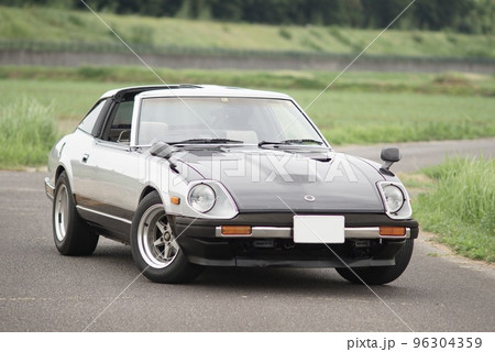 日本のクラシックスポーツカー 96304359
