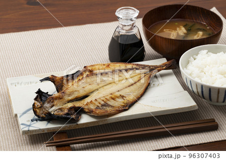 焼き魚_鯵の開き 96307403