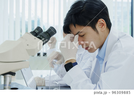 medical research laboratories, scientists Failed research chemical samples Discuss technological innovations. Advanced scientific laboratories for medicine, biotechnology 96309885