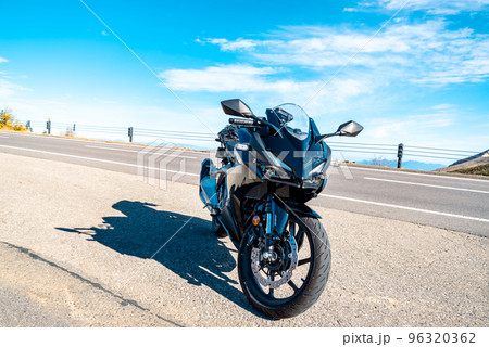 秋の高原のバイクツーリング 志賀草津高原ルート 10月下旬　d-4 ライトトーン 96320362