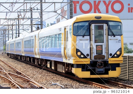 京葉線を走る房総特急E257系 京葉線を走る房総特急E257系 96321014