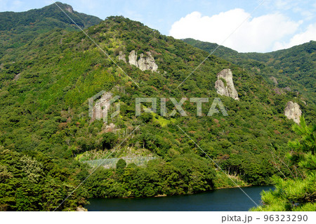 佐賀県有田町 竜門ダム周辺の景観 佐賀県有田町 竜門ダム周辺の景観 96323290