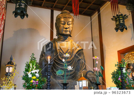 奈良県　明日香村　飛鳥寺　飛鳥仏像 96323673