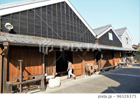 河崎の三連蔵 96326375