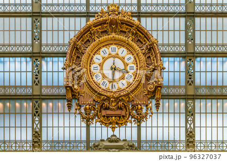 オルセー美術館の大時計の写真素材 [96327037] - PIXTA