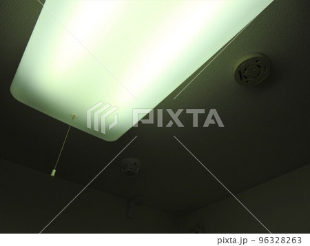 天井の電気　照明器具　照明電気　電気 96328263