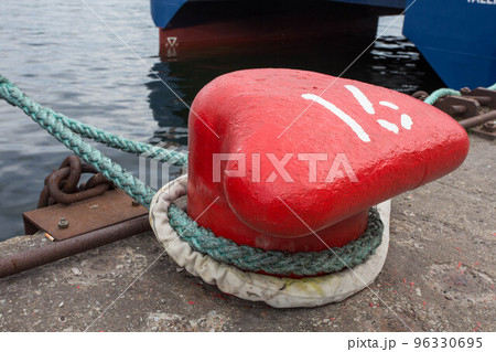 Nautical mooring rope 96330695