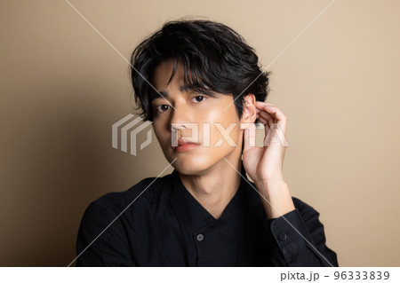 メンズビューティイメージ　　　 96333839