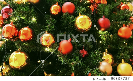 クリスマスツリー 96337787