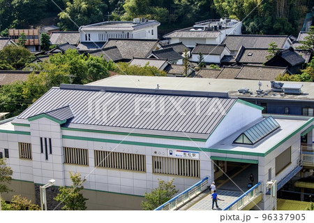 名古屋市緑区　名古屋鉄道有松駅と古い町並み 96337905