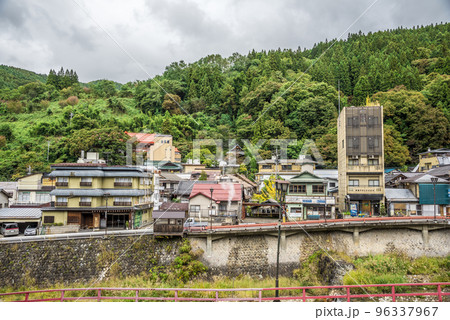 《長野県》渋温泉の町並み 《長野県》渋温泉の町並み 96337967