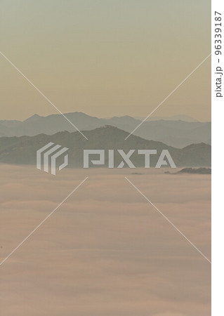 八上城からの雲海 96339187