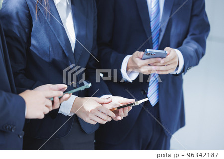 スーツ スマホ LINE交換 スーツ スマホ LINE交換 96342187